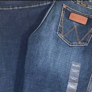 Women’s High rise Flare Wrangler jeans